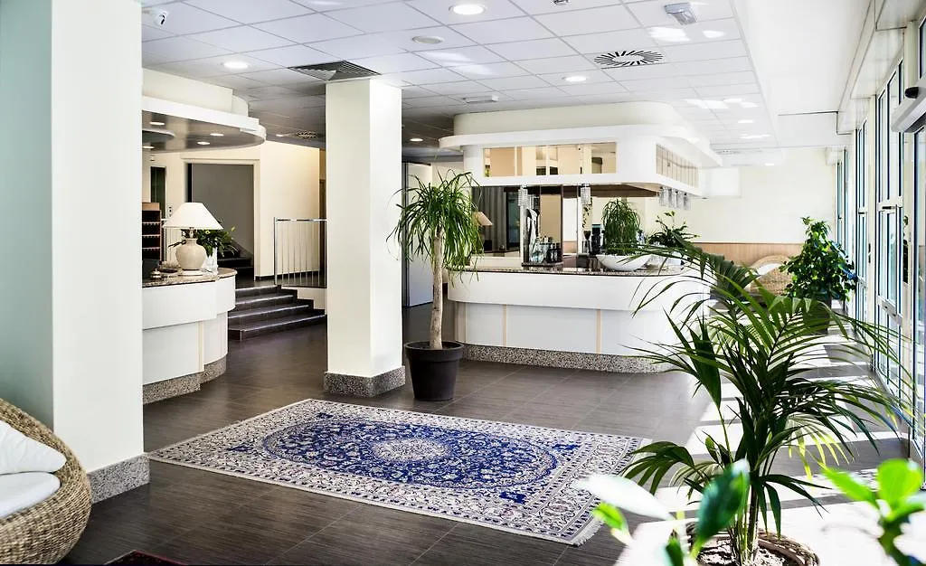 Hotel Bikini Rimini 4*,  Olaszország